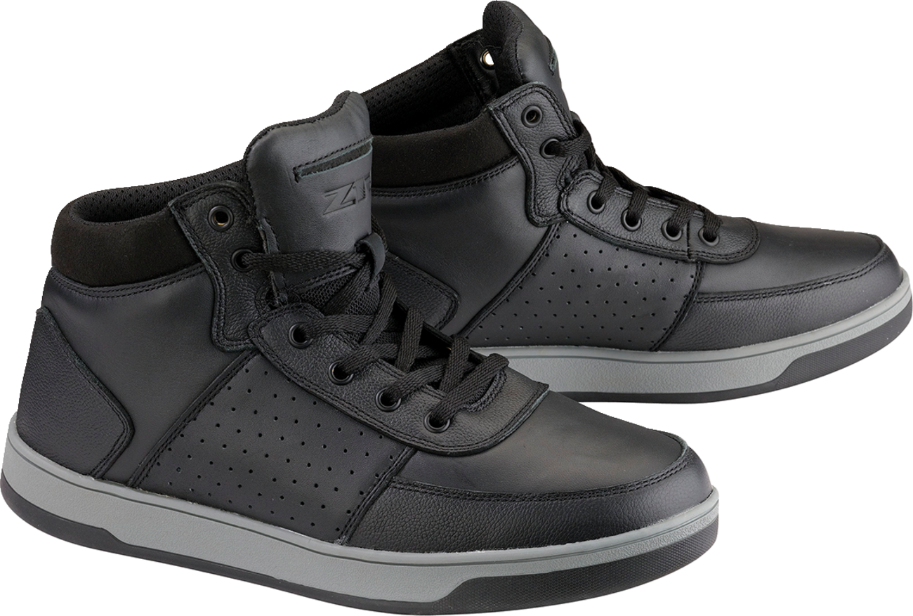 1D25C668-2A82-4842-BB10-2EB886E13D39 Z1R - Dundee Boots - Black