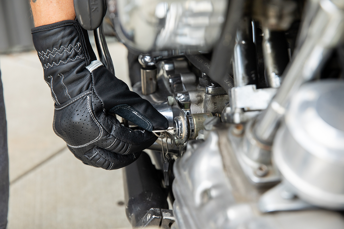 8D6119E4-9872-487D-914C-44184CFE0BA5 Biltwell - Borrego Gloves - Black/Cement