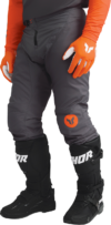 DA89C296-A8F3-44BF-971A-D693A3E74E03 Thor - Sportmode Vented Gloves - Iconic Orange