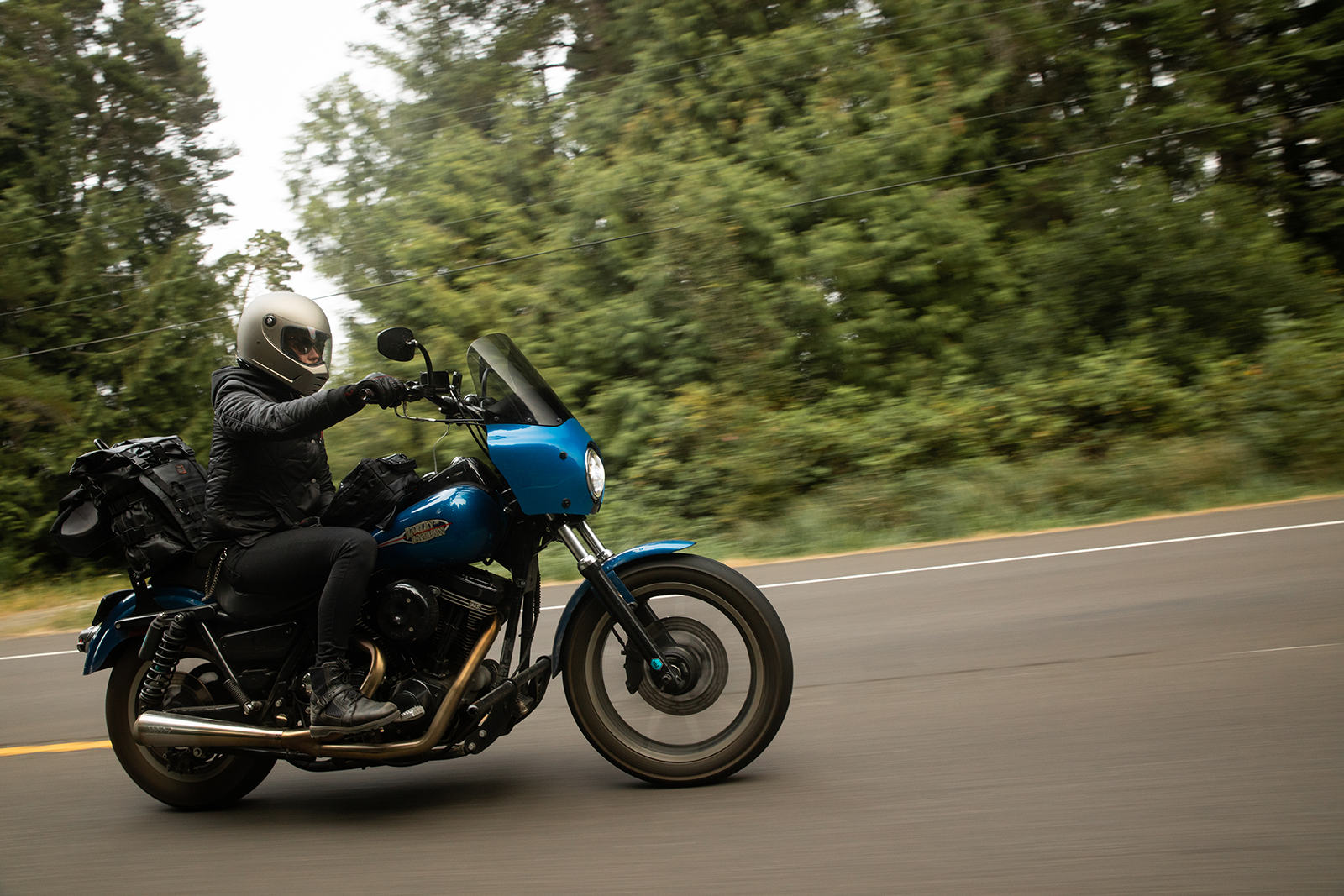 bc3fc6b0-a9d1-4467-bdb6-34f86b463841 Biltwell - Lane Splitter Helmet - Flat Titanium - XS