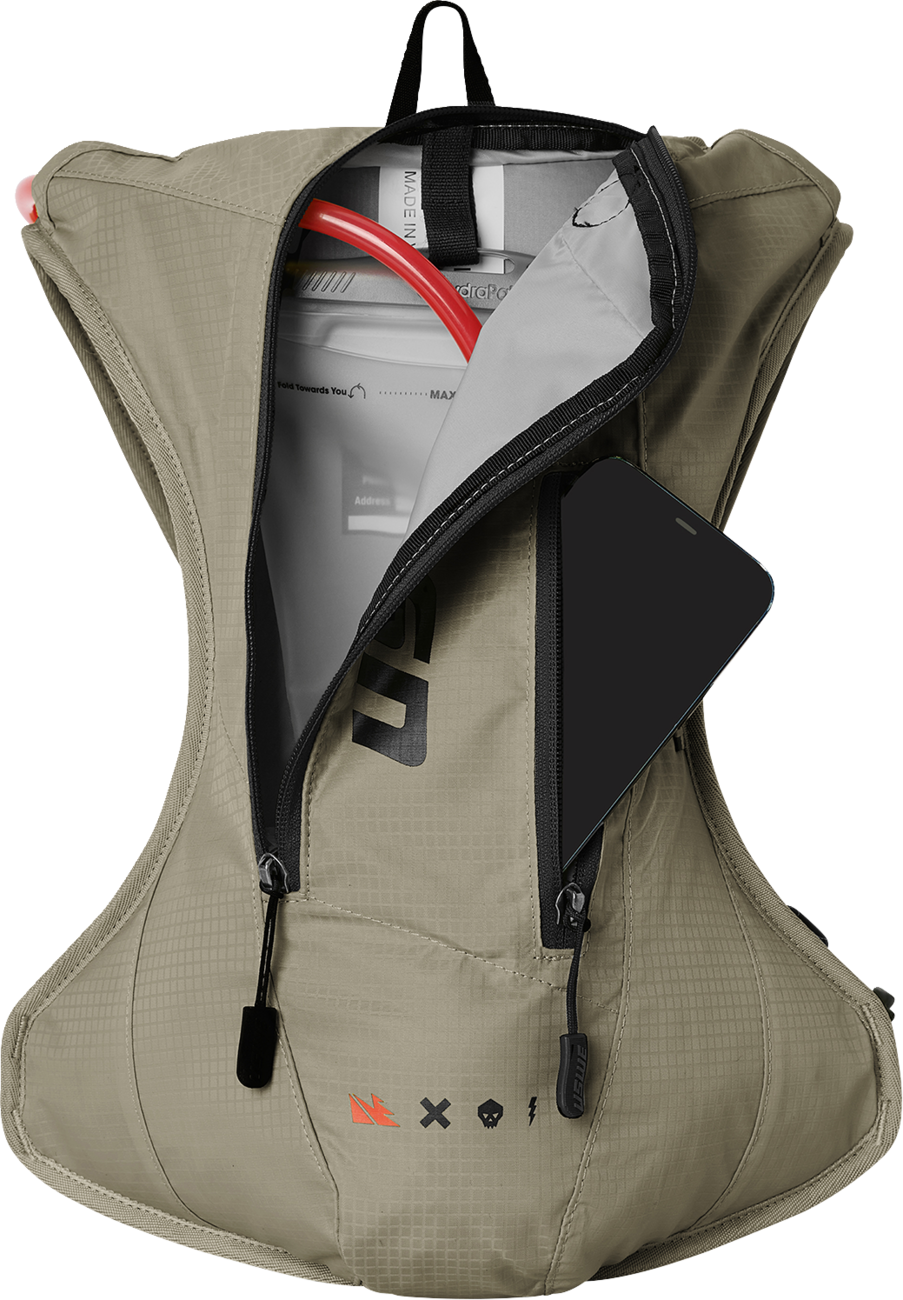 417DCDB0-926C-4BC6-9764-19CCD9B9943D Uswe - Outlander Hydration Pack - 4L - Sand