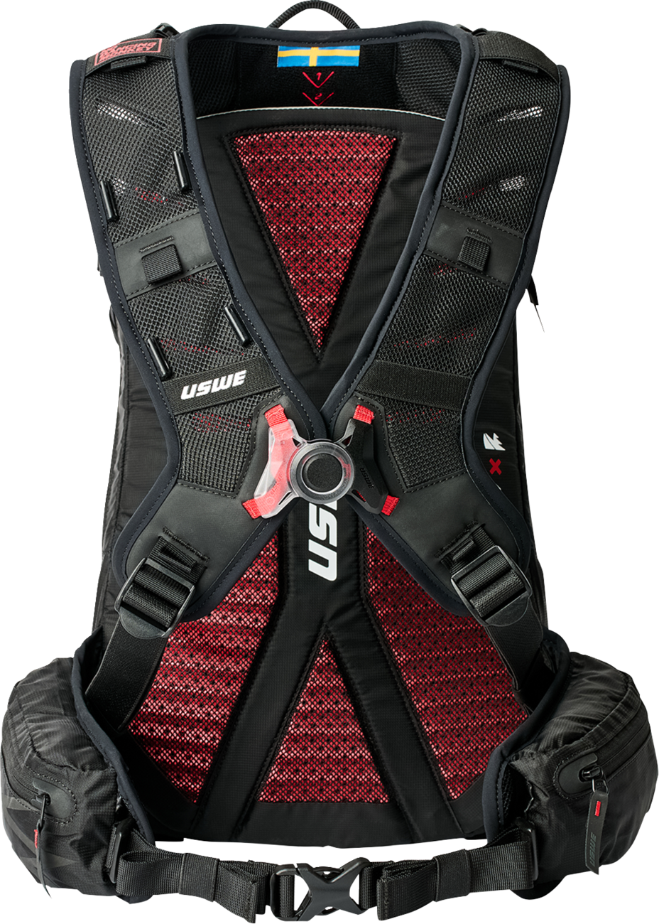 C0430A97-4C22-45C1-B7E4-12814D77459F Uswe - Daypack - Zipper - 30 Liter - Black